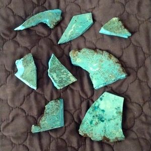 2000Ct of raw natural turquoise